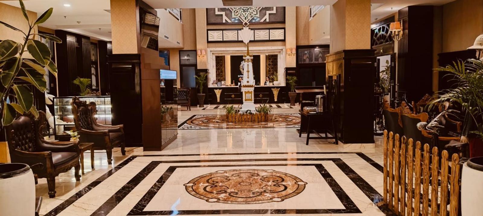 Royal Darmo Malioboro Hotel Yogyakarta Ngoại thất bức ảnh